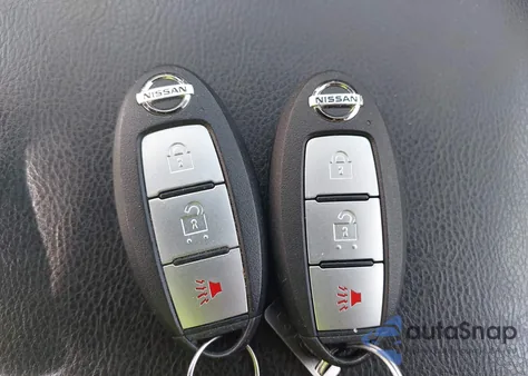 2019 Nissan Pathfinder S z USA, uszkodzony, nr VIN 5N1DR2MM7KC588833